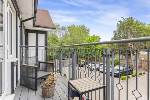 1 bedroom flat for sale, Bickley Park Road, Bromley