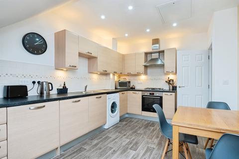 2 bedroom flat for sale, Queripel Close, Tunbridge Wells