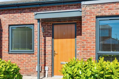 2 bedroom bungalow for sale, Madeira Drive, Liverpool, Merseyside, L25