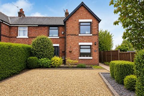3 bedroom semi-detached house for sale, Manor Road, Ormskirk L40