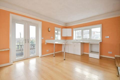 3 bedroom semi-detached house for sale, Macclesfield Old Road, BUXTON, Derbyshire, SK17