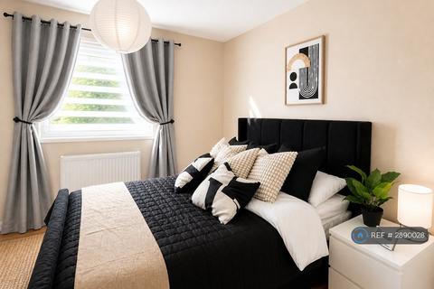 3 bedroom terraced house to rent, Arbour View Court, Northampton, NN3