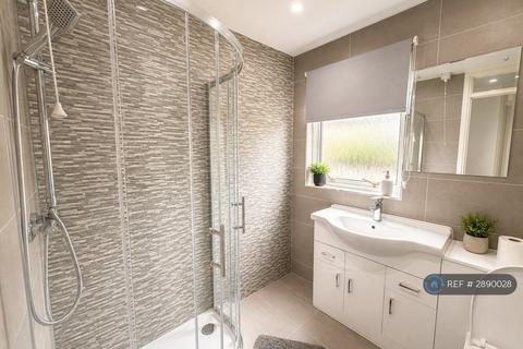 3 bedroom terraced house to rent, Arbour View Court, Northampton, NN3