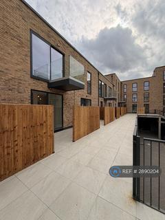 2 bedroom flat to rent, The Bays, Harlow, CM20