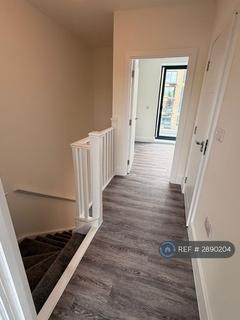 2 bedroom flat to rent, The Bays, Harlow, CM20