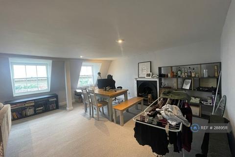 3 bedroom penthouse to rent, Royal York Crescent, Bristol, BS8