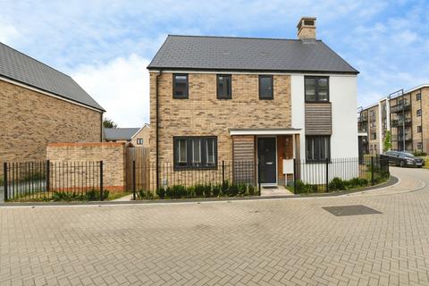 Detached house - Arclight Way, Colchester, Essex, CO1