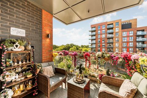 Copley Close, London, W7