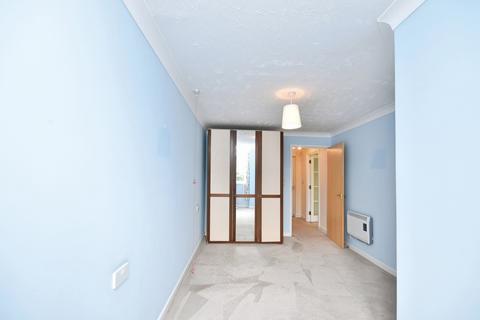 2 bedroom apartment for sale, McLay Court, Cardiff CF5