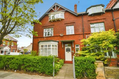 2 bedroom flat for sale, Windsor Road, Saltburn-By-The-Sea