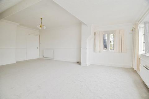 2 bedroom flat for sale, Windsor Road, Saltburn-By-The-Sea