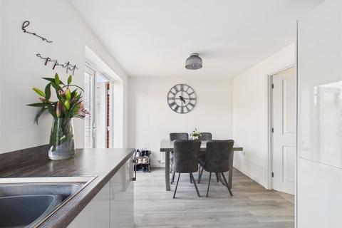 3 bedroom semi-detached house for sale, Spitfire Drive, Brough