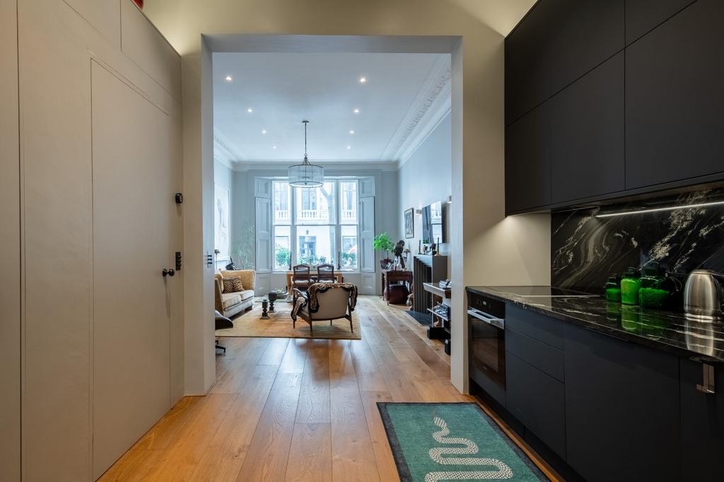 Linden Gardens, Notting Hill, London 2 bed flat for sale - £2,000,000