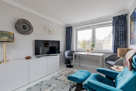 1 bedroom retirement property for sale, 2/38 Homeroyal House, Chalmers Crescent, EH9 1TP