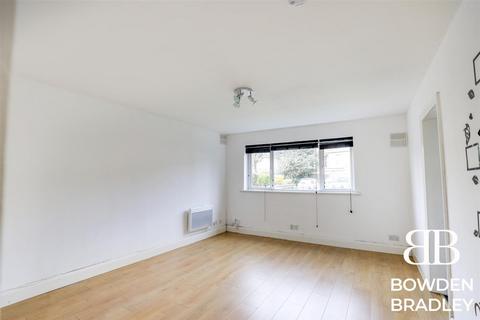 1 bedroom flat for sale, Ashville Road, London, E11