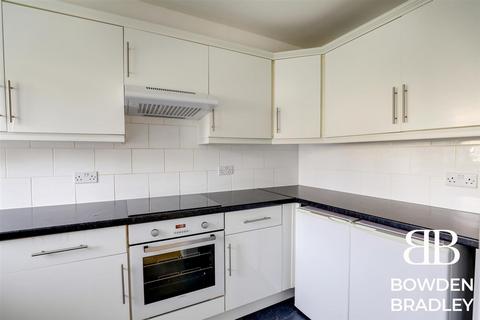 1 bedroom flat for sale, Ashville Road, London, E11