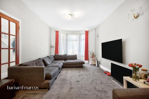 3 bedroom terraced house for sale, Links Road, London