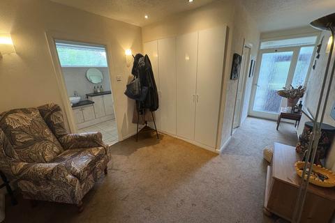 3 bedroom detached bungalow for sale, 111 Green Lane, Oldham