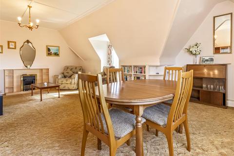 2 bedroom flat for sale, Ferring Grange Gardens, Worthing BN12