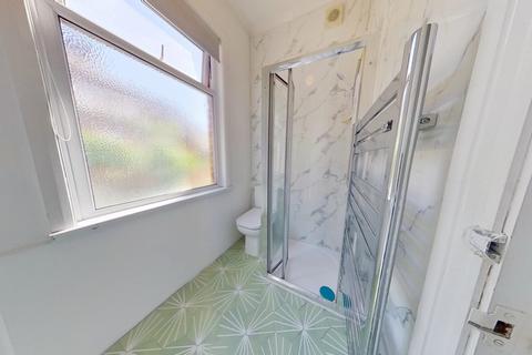 5 bedroom terraced house to rent, Claypole Road, Nottingham, Nottinghamshire, NG7