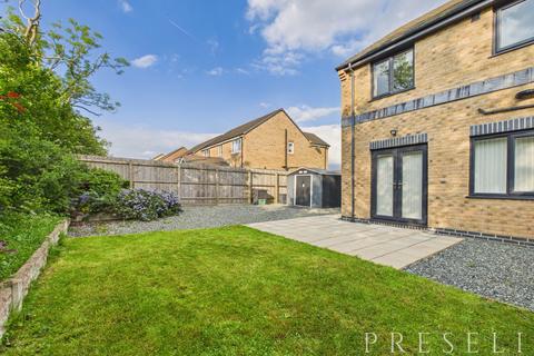 2 bedroom semi-detached house to rent, Glenfields Road, Haverfordwest, Pembrokeshire