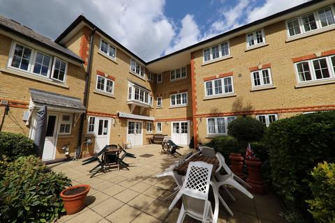 2 bedroom retirement property for sale, High Street, Rickmansworth WD3