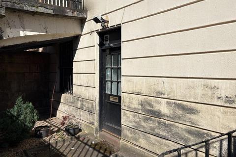 Office to rent, 4 Somerset Pl Glasgow G3 7JT