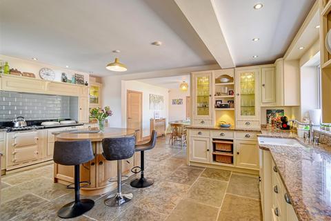 6 bedroom detached house for sale, Corner House & Annexe, Daddlebrook Road, Alveley, Bridgnorth
