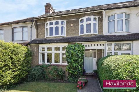 Sittingbourne Avenue, Enfield