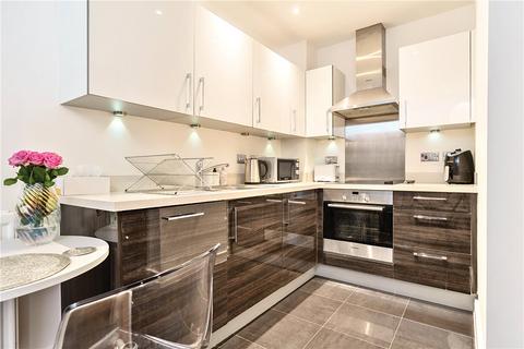 1 bedroom apartment to rent, Victoria Bridge Road, Bath, Somerset, BA2
