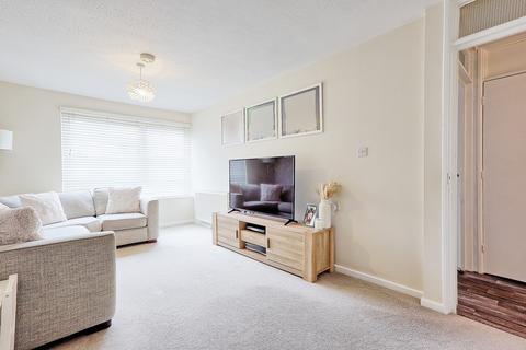 undefined, Turpin Avenue, Romford RM5