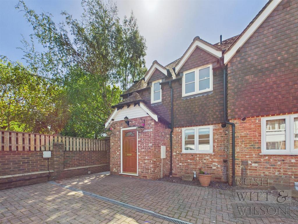 3 bedroom end of terrace house for sale in Broad Oak, Rye