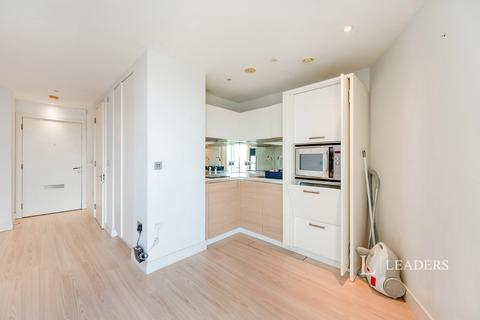 1 bedroom flat to rent, No 1, Portsmouth, Hampshire, PO1