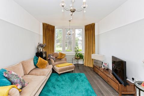 undefined, Thomas Barnardo Way, Barkingside, Ilford, IG6