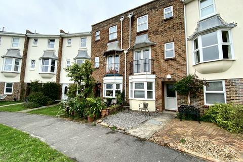 1 bedroom house to rent, Burgoyne Road, Southsea, PO5