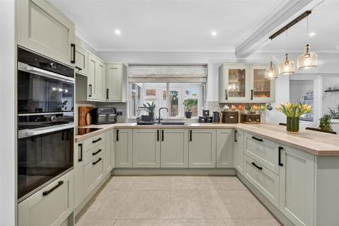 4 bedroom detached house for sale, Huby Road, Sutton-On-The-Forest, York