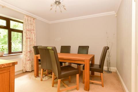 3 bedroom detached house for sale, Whitepost Lane, Meopham DA13