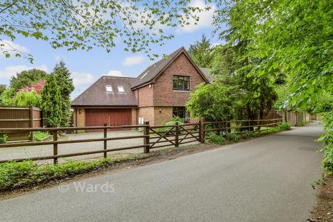 3 bedroom detached house for sale, Whitepost Lane, Meopham DA13