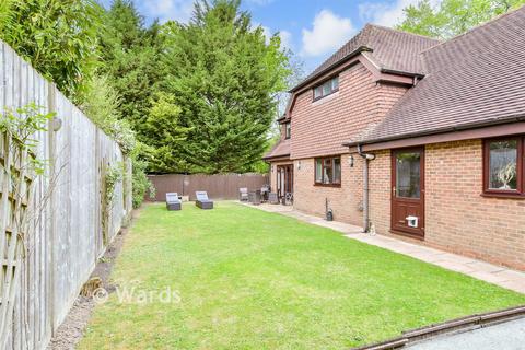 3 bedroom detached house for sale, Whitepost Lane, Meopham DA13