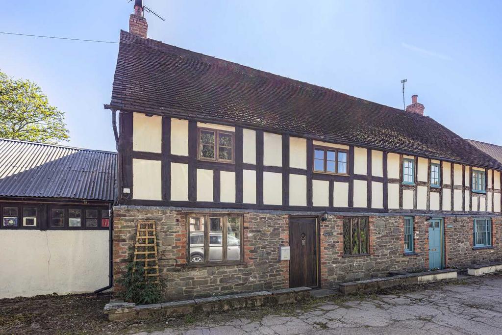 3 bedroom barn conversion for sale in Leominster