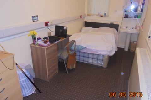 1 bedroom house to rent, Room 23, 2 Pennington Place