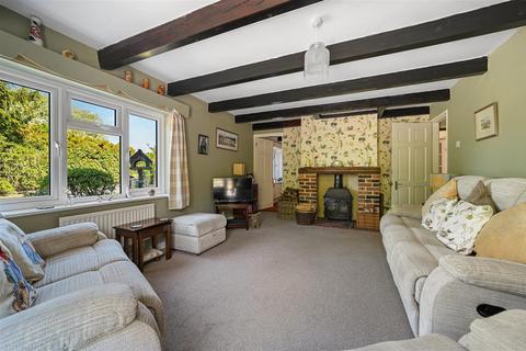 4 bedroom semi-detached house for sale, Harwich Road, Lawford, Manningtree