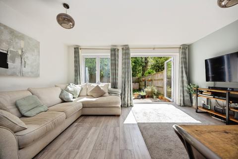 3 bedroom end of terrace house for sale, Jacobs Green, Guildford, Surrey, GU1