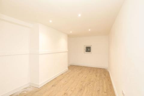 4 bedroom duplex to rent, Lydgate House, Sheffield S10