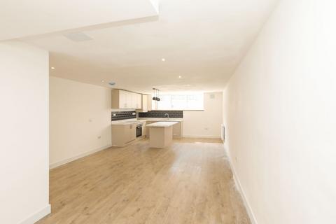 4 bedroom duplex to rent, Lydgate House, Sheffield S10
