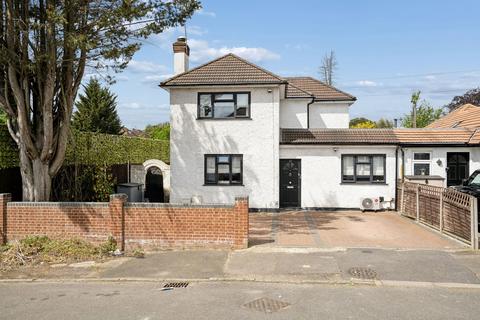 5 bedroom detached house for sale, Hazelwood Drive, Pinner, HA5