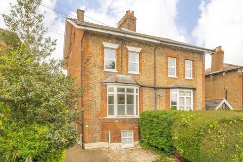 Manor Drive, Surbiton KT5
