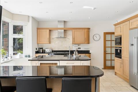 5 bedroom detached house for sale, Devonshire Avenue, Amersham, Buckinghamshire, HP6