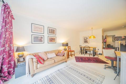 2 bedroom flat for sale, Winn Road, Southampton, Hampshire, SO17