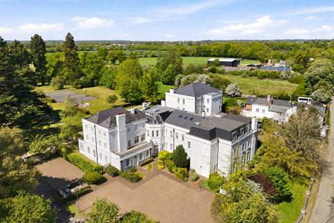 2 bedroom penthouse for sale, Highfield Lane, St. Albans AL4